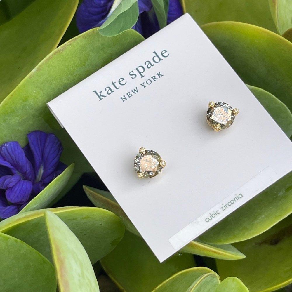 ♠️KATE SPADE New York Rise and Shine Stud Earrings in Gold Patina - Picture 7 of 15
